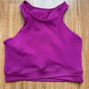 Nike High Neck sports bra/ Crop Top